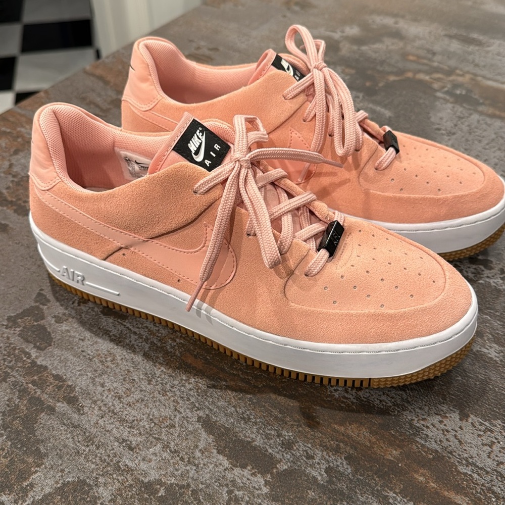 Nike Air Force 1 Sage Low Sneakers Women 10.5 - Picture 1 of 14